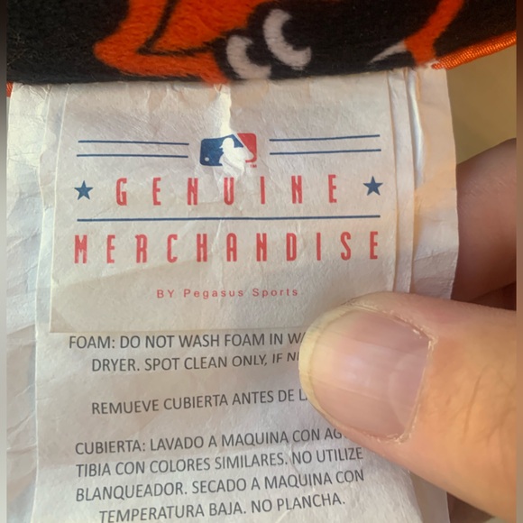 Black Baltimore Orioles
Polyester-Fill Travel
Pillow - Picture 3 of 3